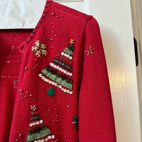 Christmas sweater - Picture 3 of 3